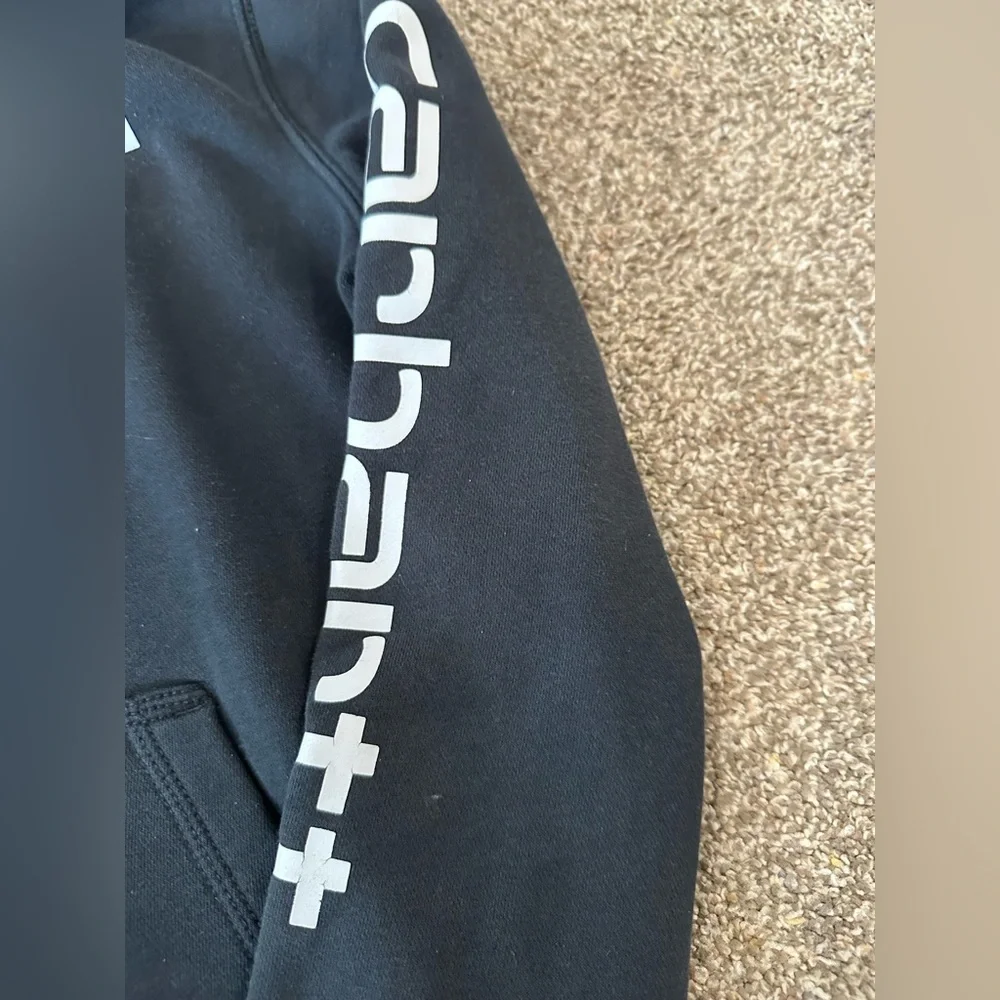 Carhartt women’s Black Logo Hoodie - Picture 6 of 13
